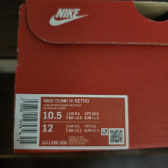 I'm selling my Nike Dark Beetroot dunk highs - Picture 5 of 5